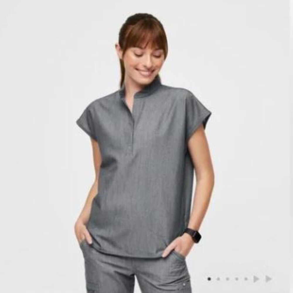 Figs Graphite Scrub Set - Picture 2 of 3